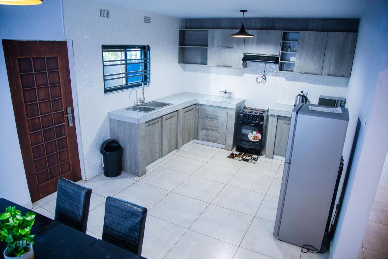 Blue Agave F2 Apartment Lusaka Exterior photo