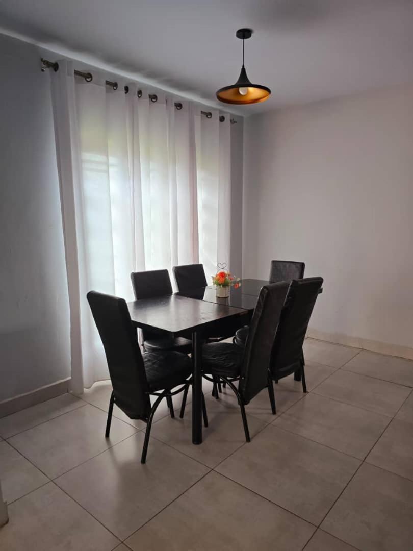 Blue Agave F2 Apartment Lusaka Exterior photo